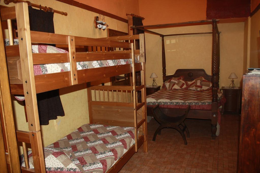 Hostal Restaurante La Diligencia Cunit Cameră foto